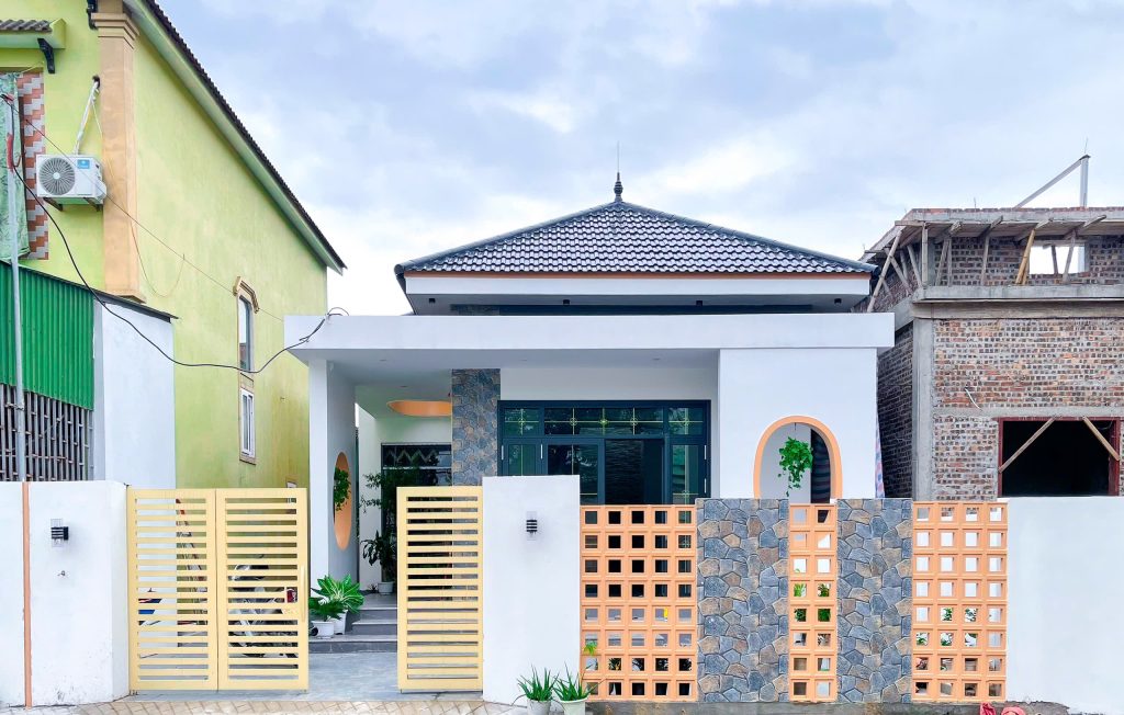 LAM HOUSE